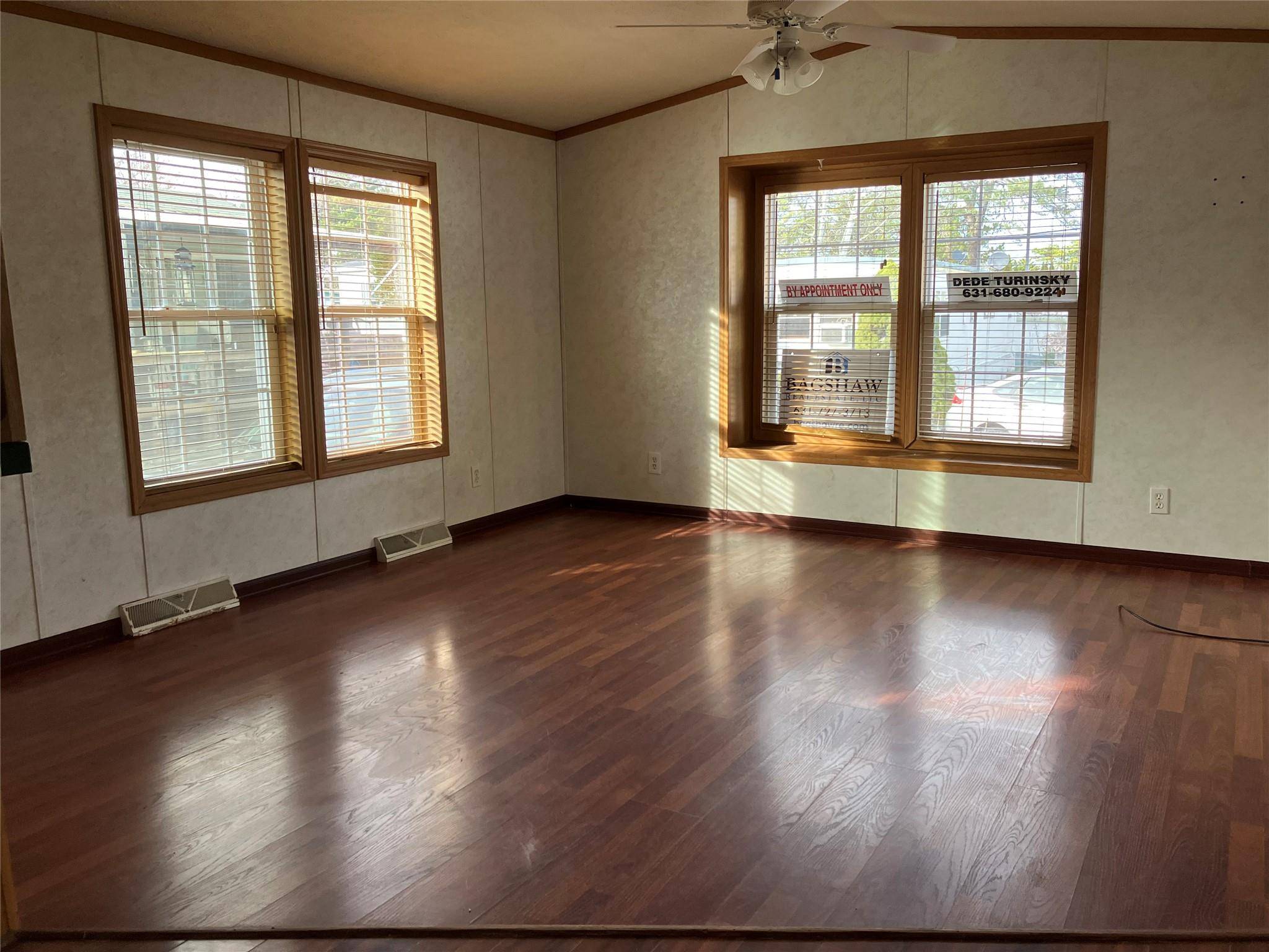 Riverhead, NY 11901,525 Riverleigh AVE #B15