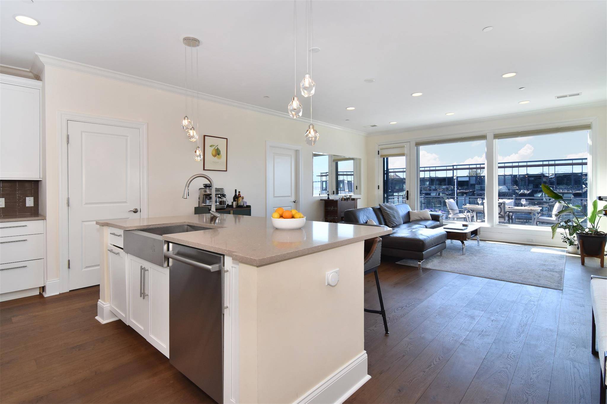 Tarrytown, NY 10591,18 Rivers Edge DR #506