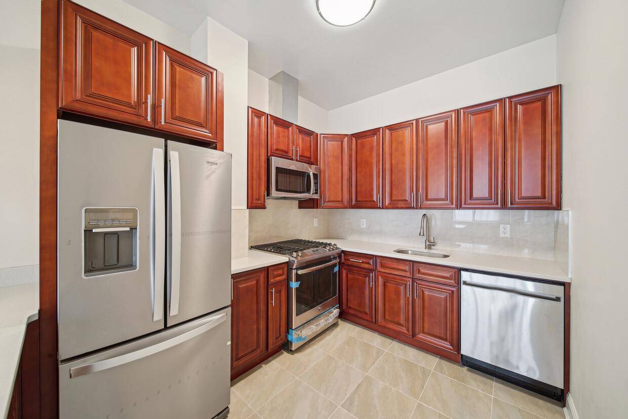 Brooklyn, NY 11249,62 N 9th #2B