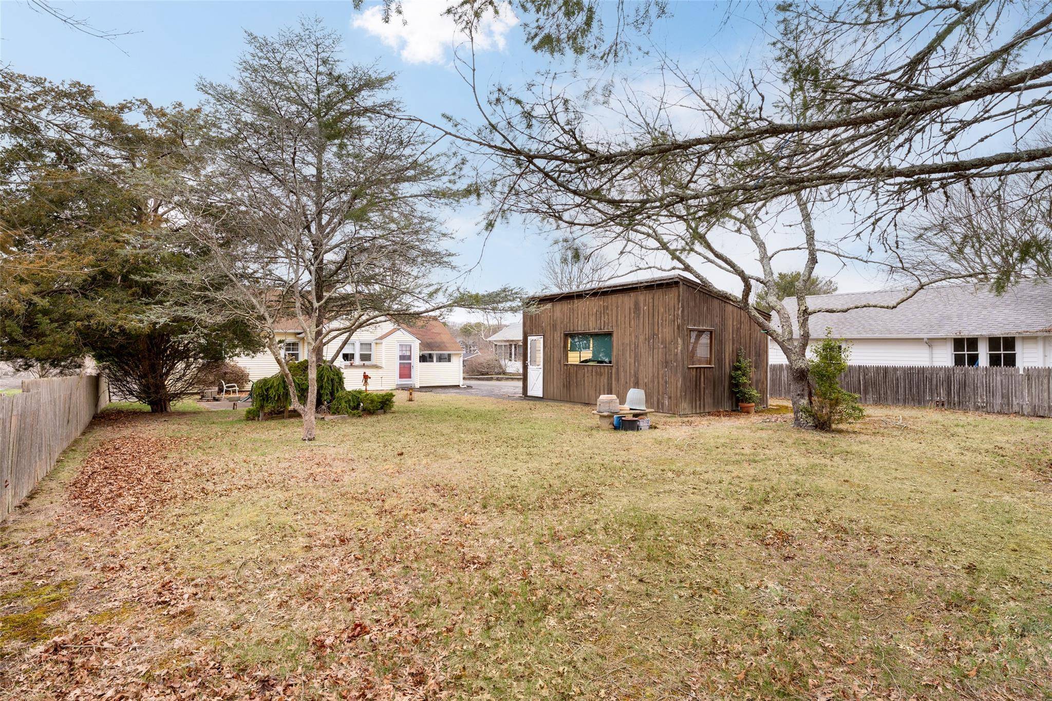 Westhampton, NY 11977,12 Bishop