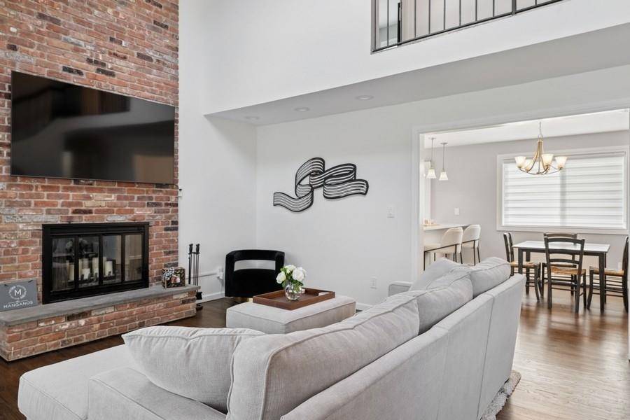 Huntington, NY 11743,7 Little Plains CT