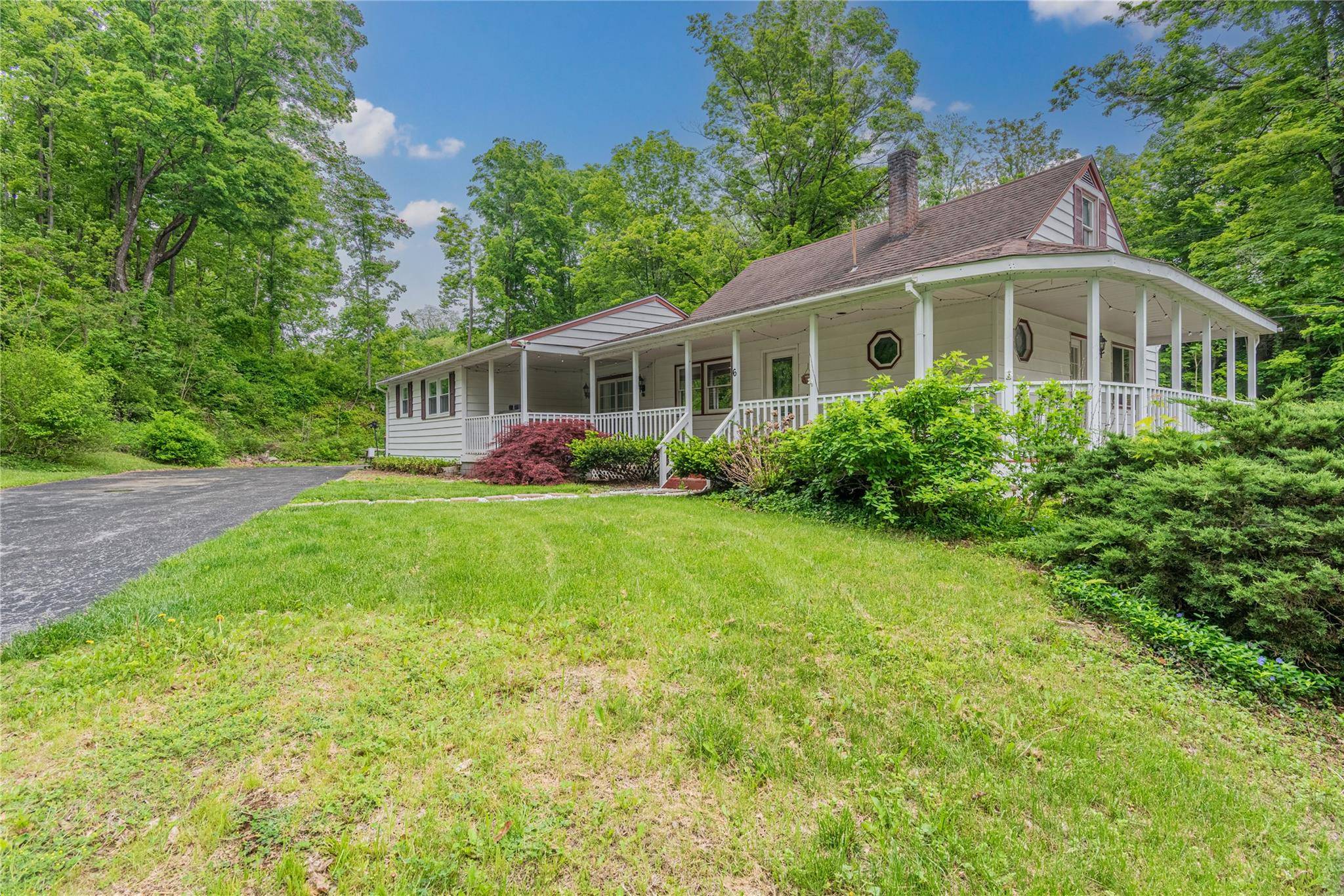 Pleasant Valley, NY 12569,6 Swain DR