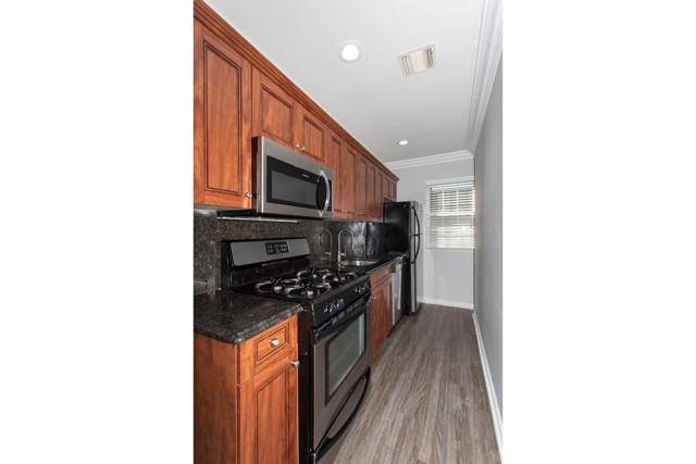 Farmingdale, NY 11735,150 Secatogue AVE #4C