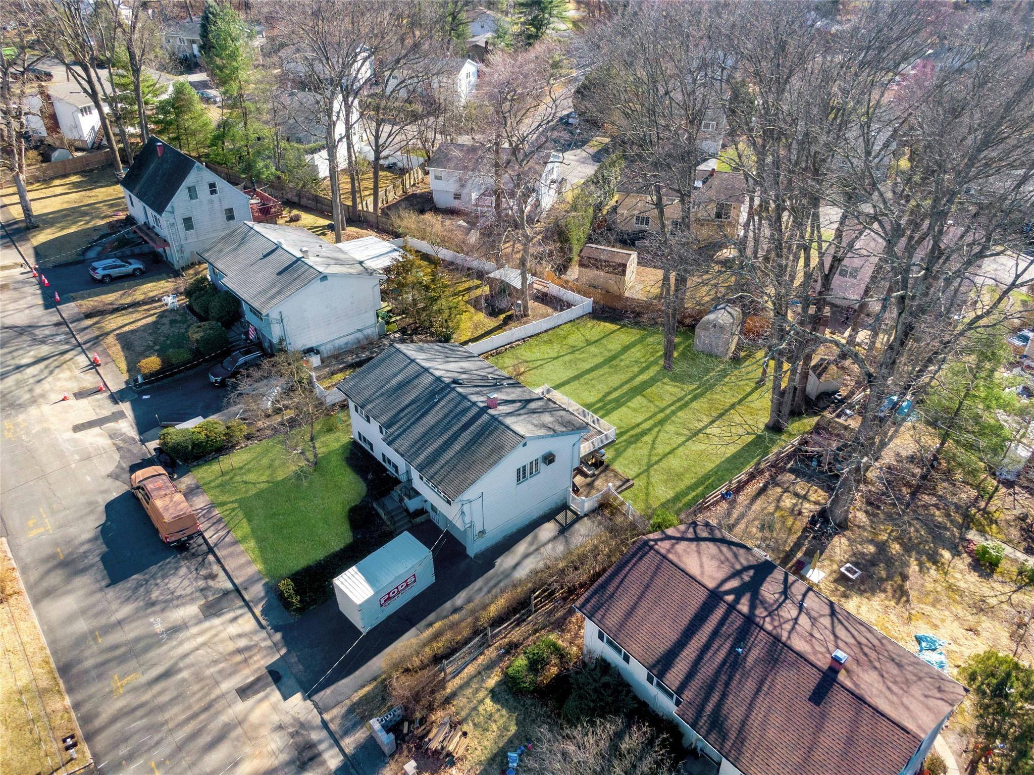 Valley Cottage, NY 10989,733 Jacqueline DR