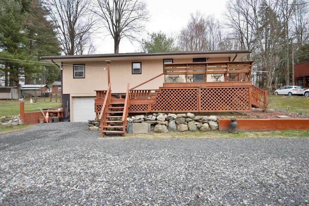 Bloomingburg, NY 12721,16 Farmingdale LN