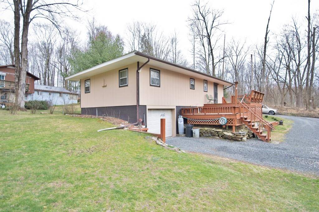 Bloomingburg, NY 12721,16 Farmingdale LN