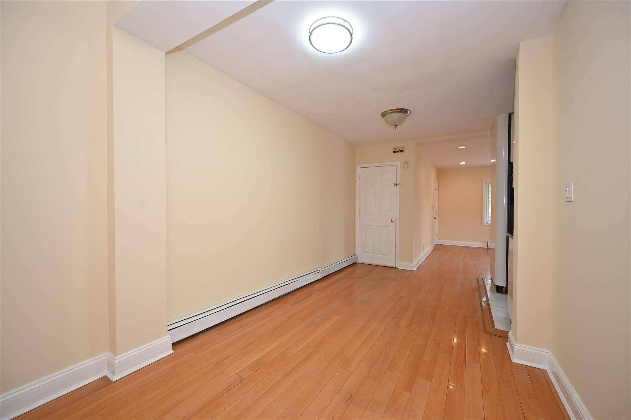 Fresh Meadows, NY 11365,174-20 Jewel AVE