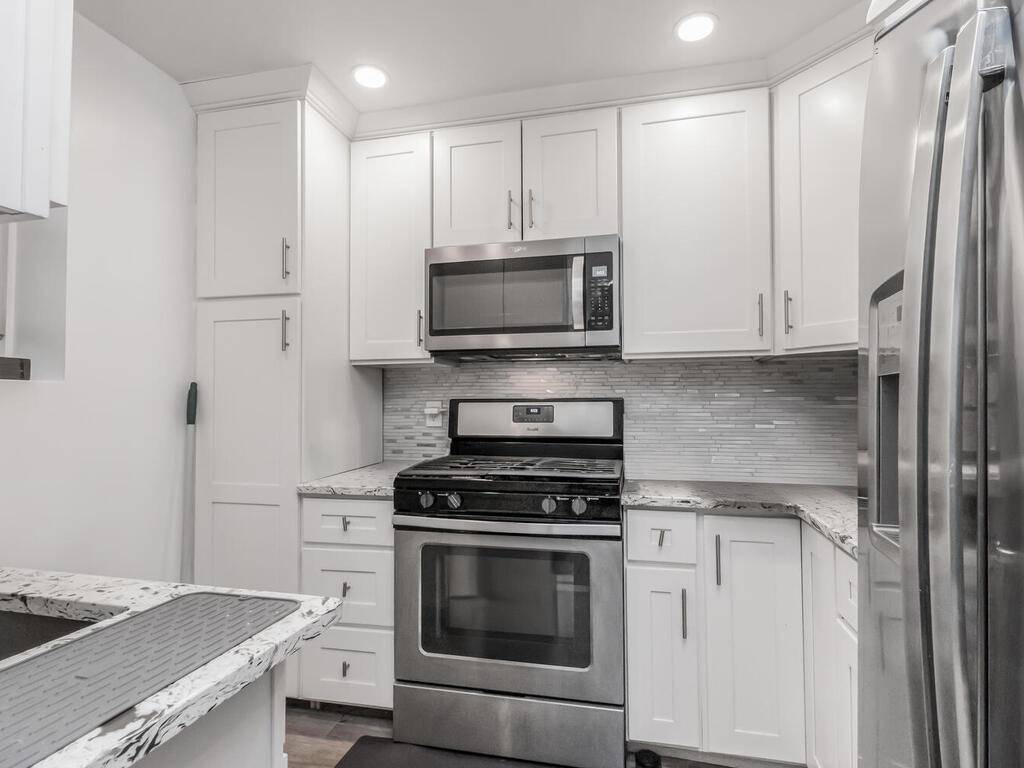 New Rochelle, NY 10805,208 Centre AVE #1J