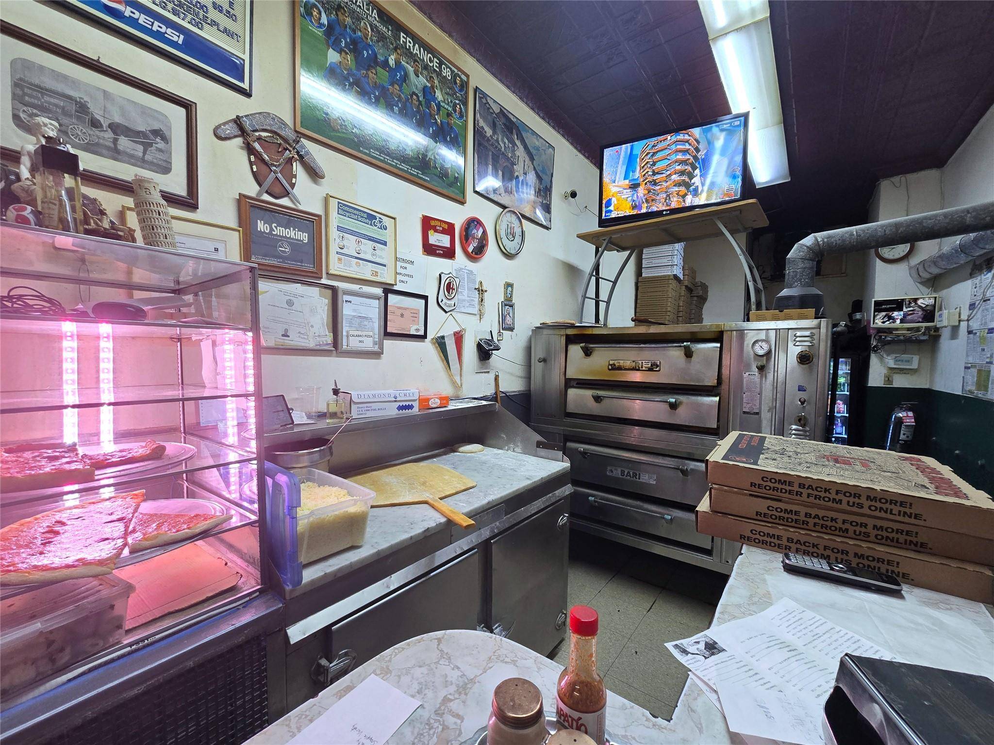 Astoria, NY 11102,30-65 14 ST