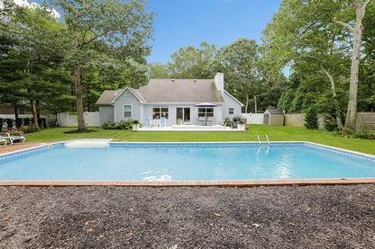 East Hampton, NY 11937,12 President ST
