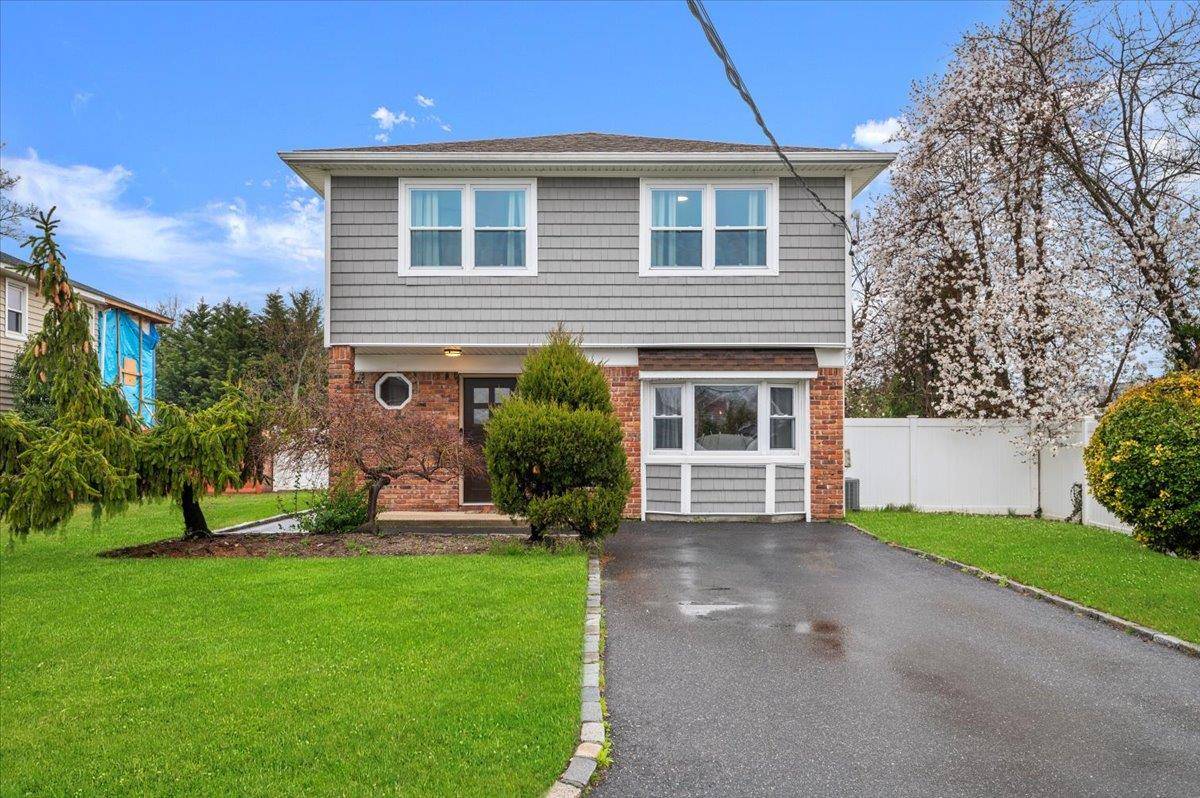 Bellmore, NY 11710,710 Prospect PL