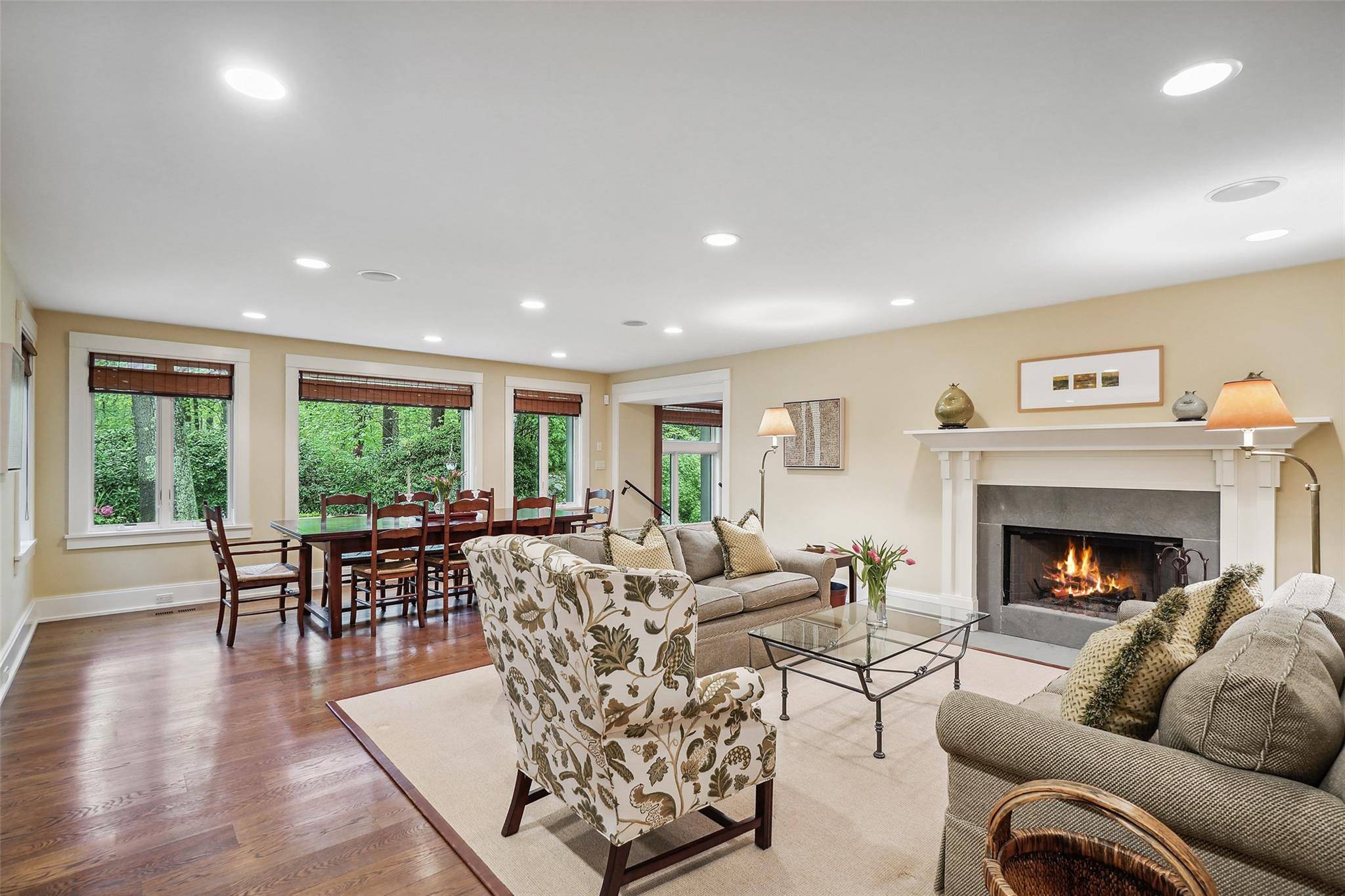Pound Ridge, NY 10576,17 Eastwoods RD