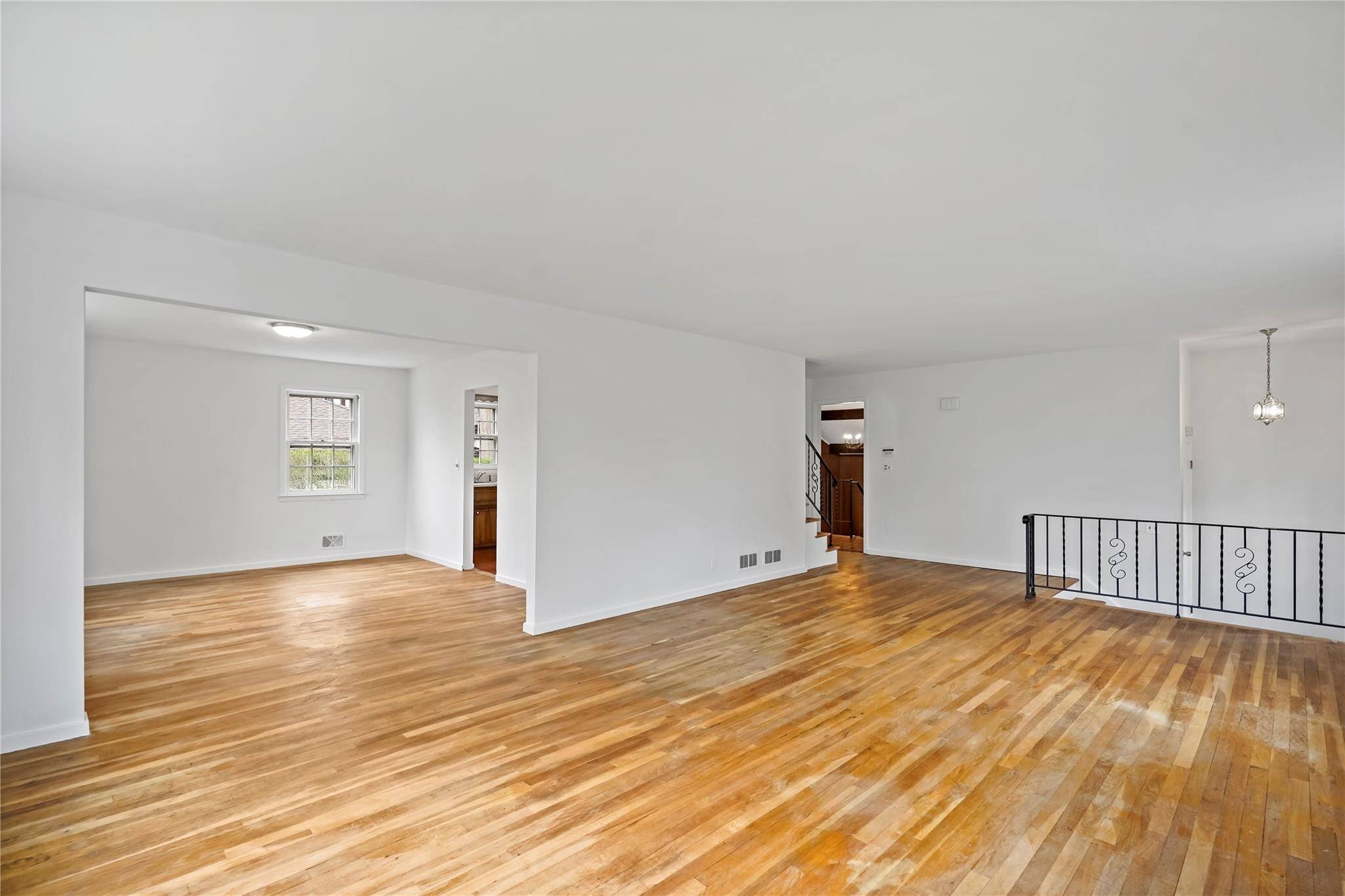 New Rochelle, NY 10801,53 Cherry AVE