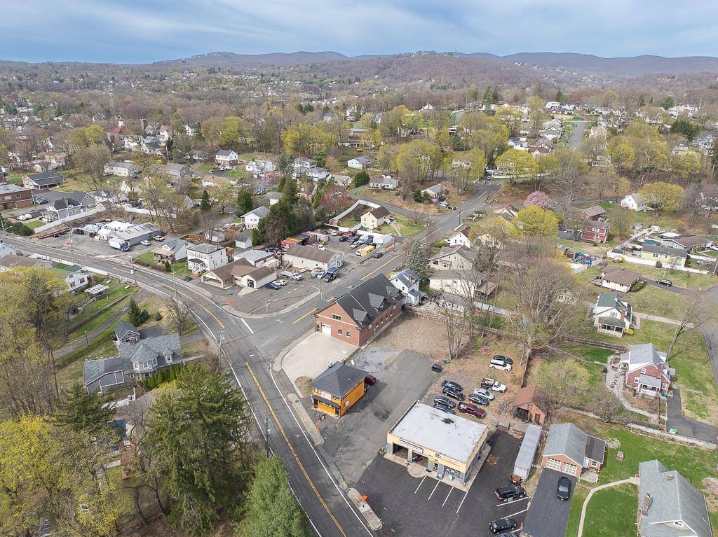 Stony Point, NY 10980,1 Teneyck ST