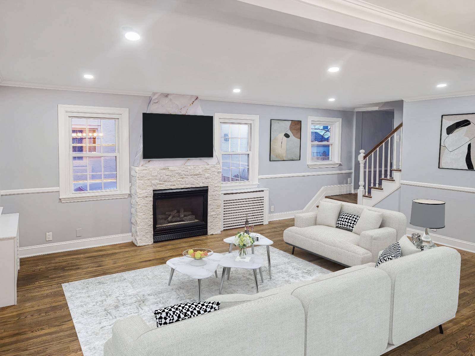 Floral Park, NY 11001,28 Landau AVE