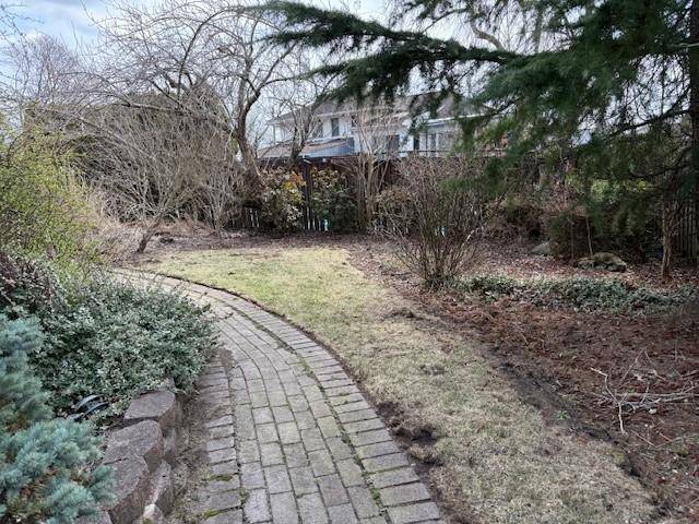 Massapequa Park, NY 11762,7 SE Park DR