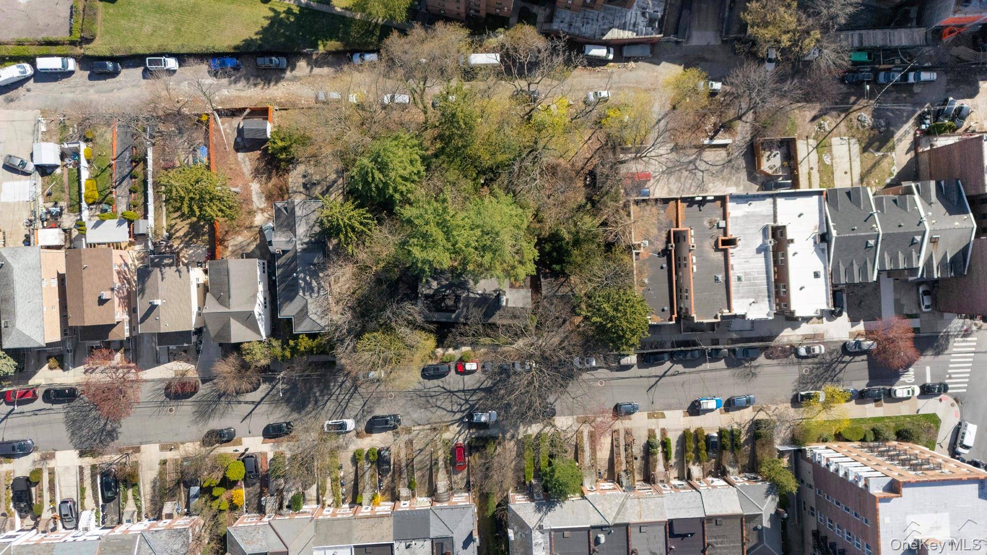 Bronx, NY 10471,5122 Post RD