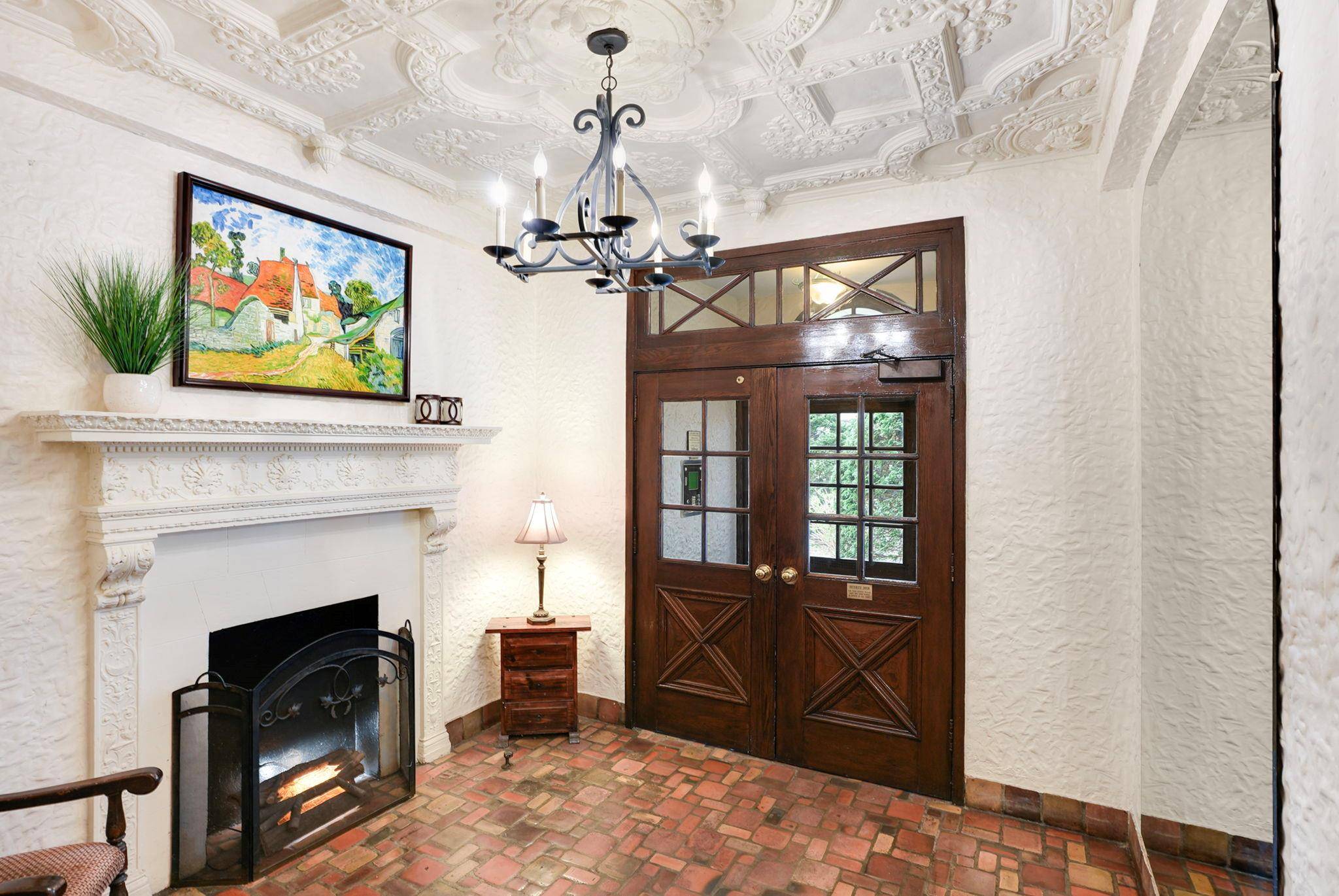 Larchmont, NY 10538,17 N Chatsworth AVE ##4L