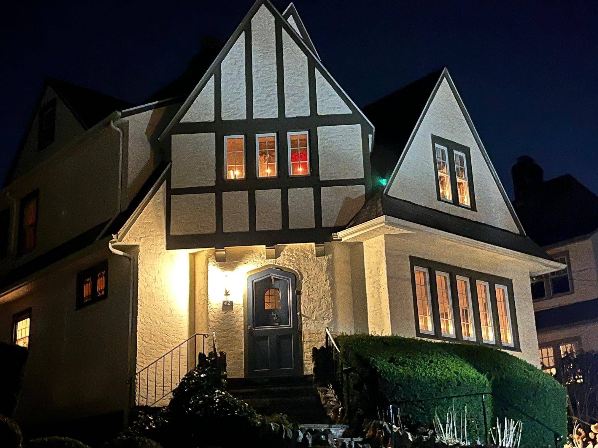 Larchmont, NY 10538,42 Hillcrest AVE
