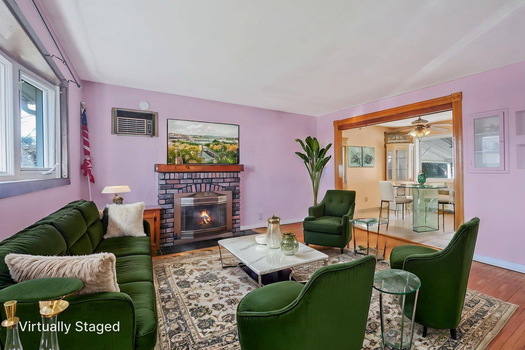 Westbury, NY 11590,11 Northcote RD