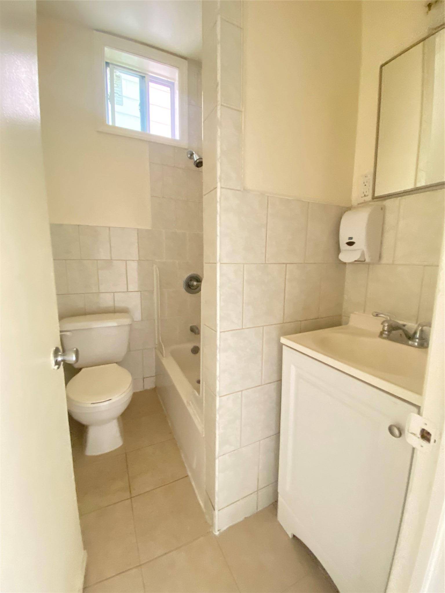 Brooklyn, NY 11208,81 Hill ST