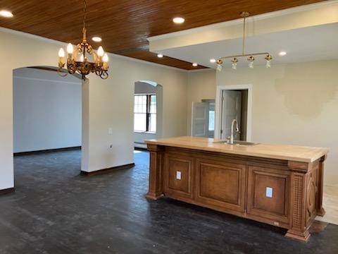 Tuxedo Park, NY 10987,12 Pine Hill RD