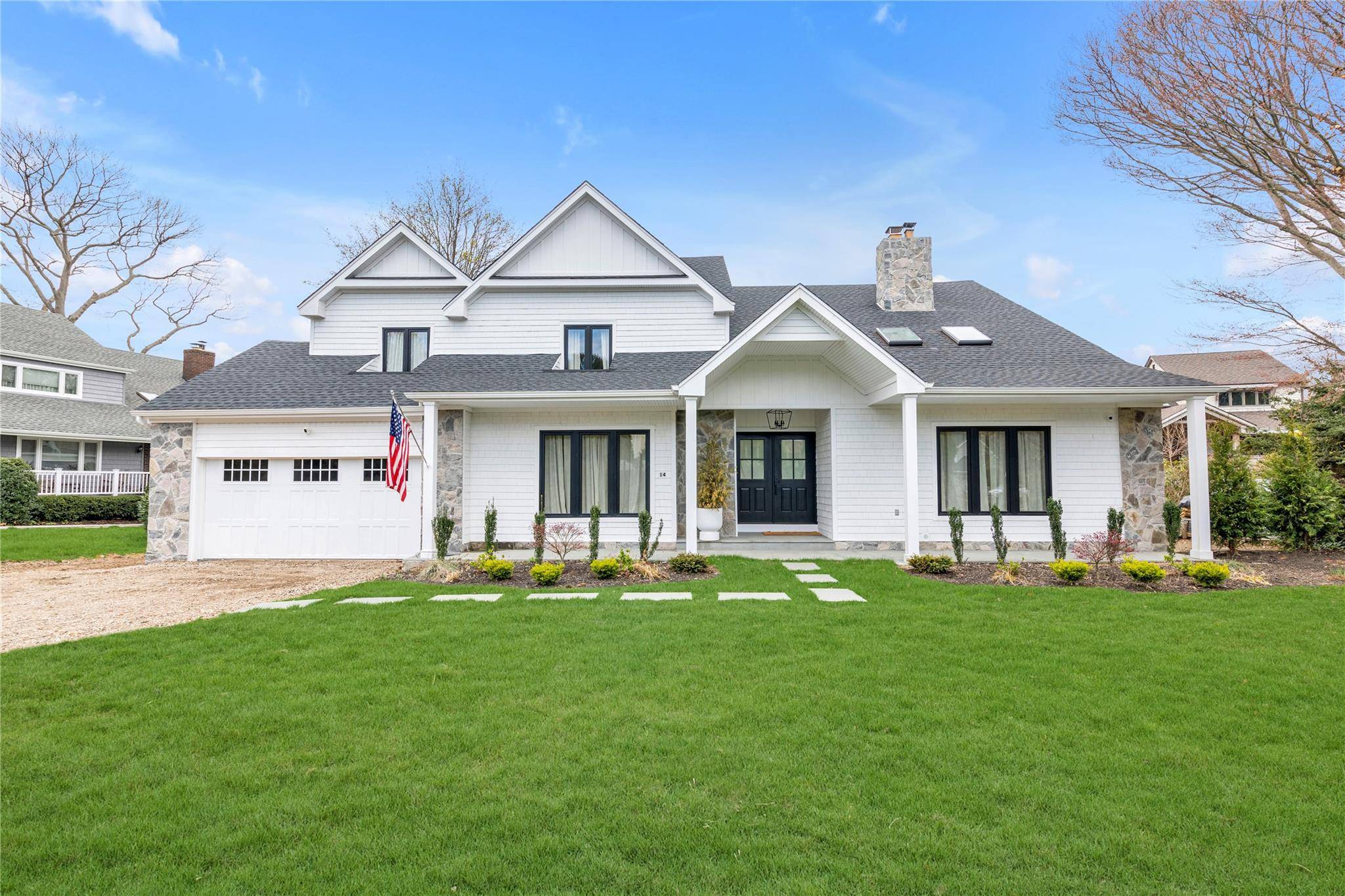 Huntington, NY 11743,14 Harbor Crest CT