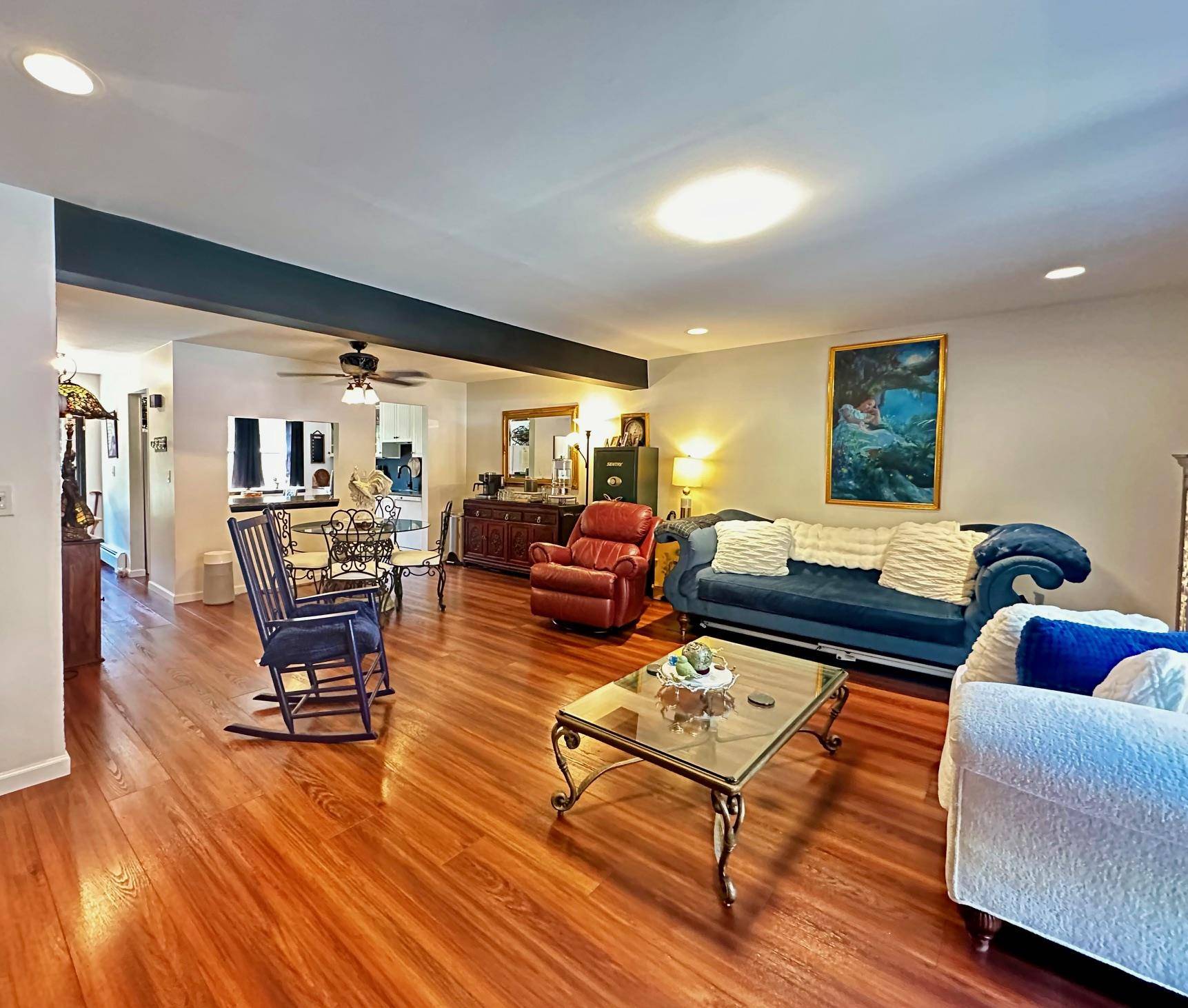 Suffern, NY 10901,76 Yorkshire DR