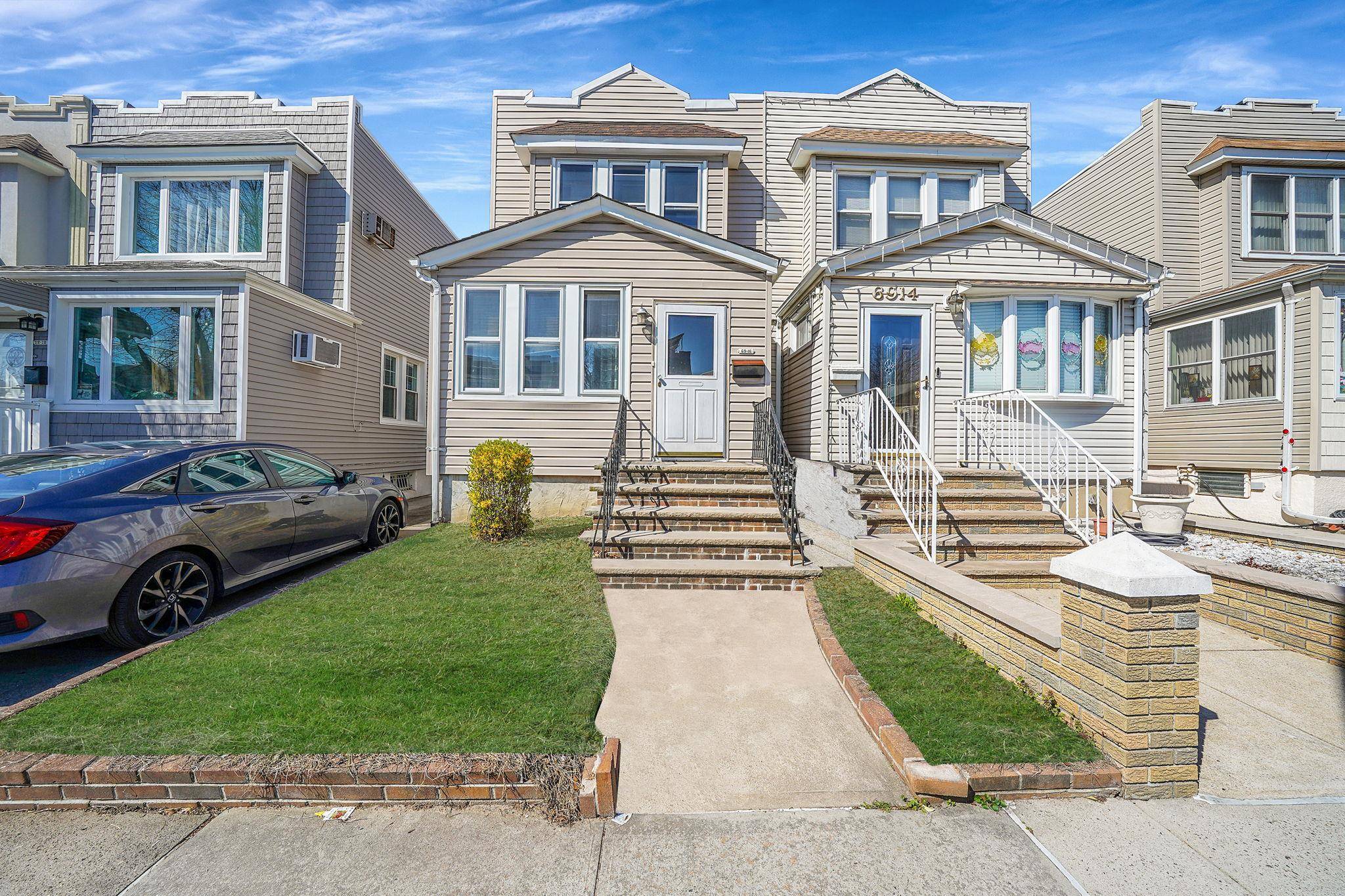 Glendale, NY 11385,69-16 68th ST