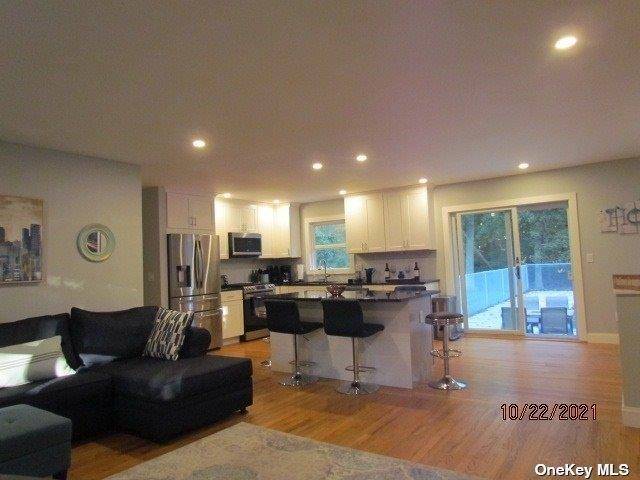 Center Moriches, NY 11934,47 Beachfern RD