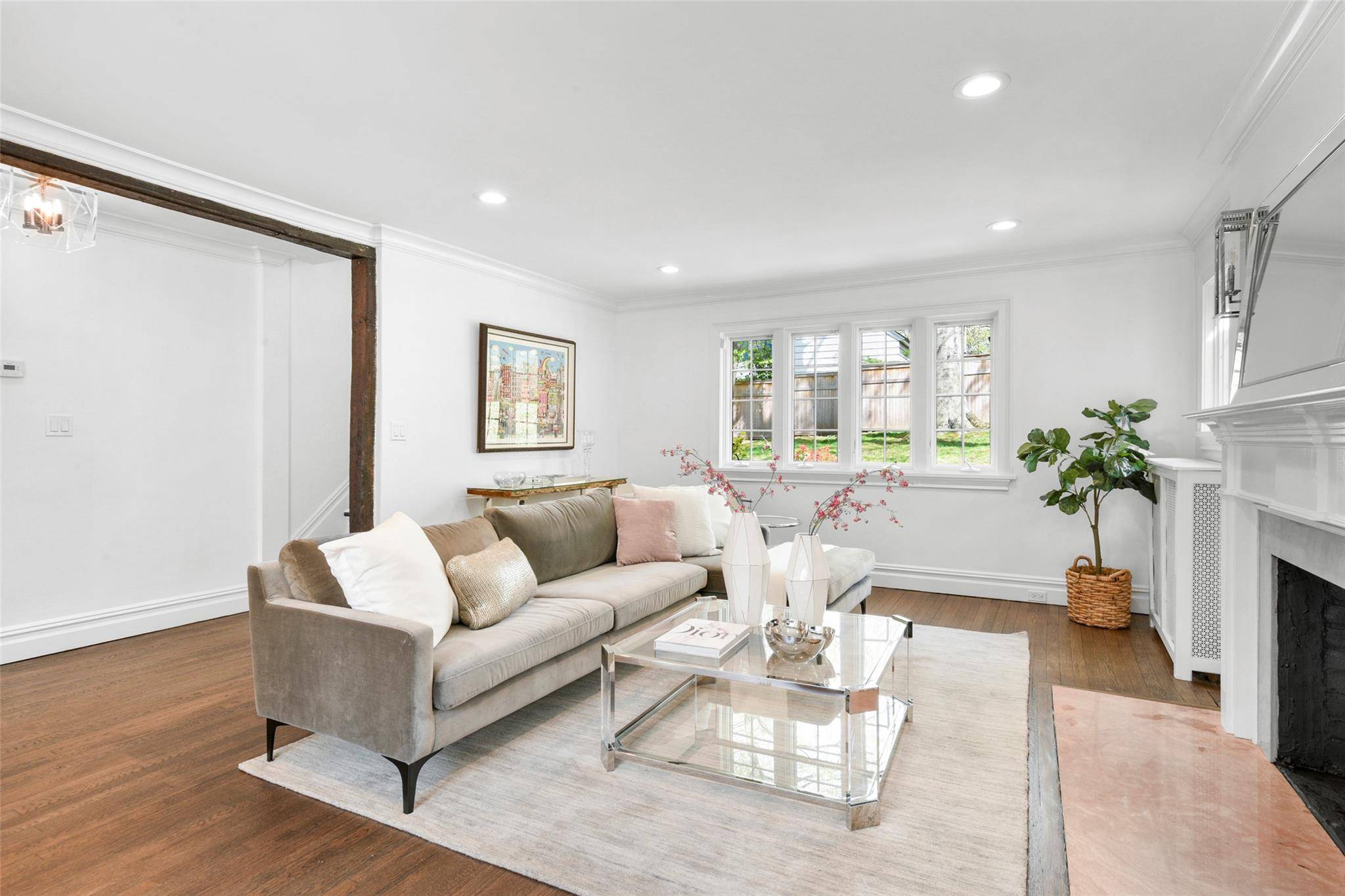 Scarsdale, NY 10583,46 Walbrooke RD