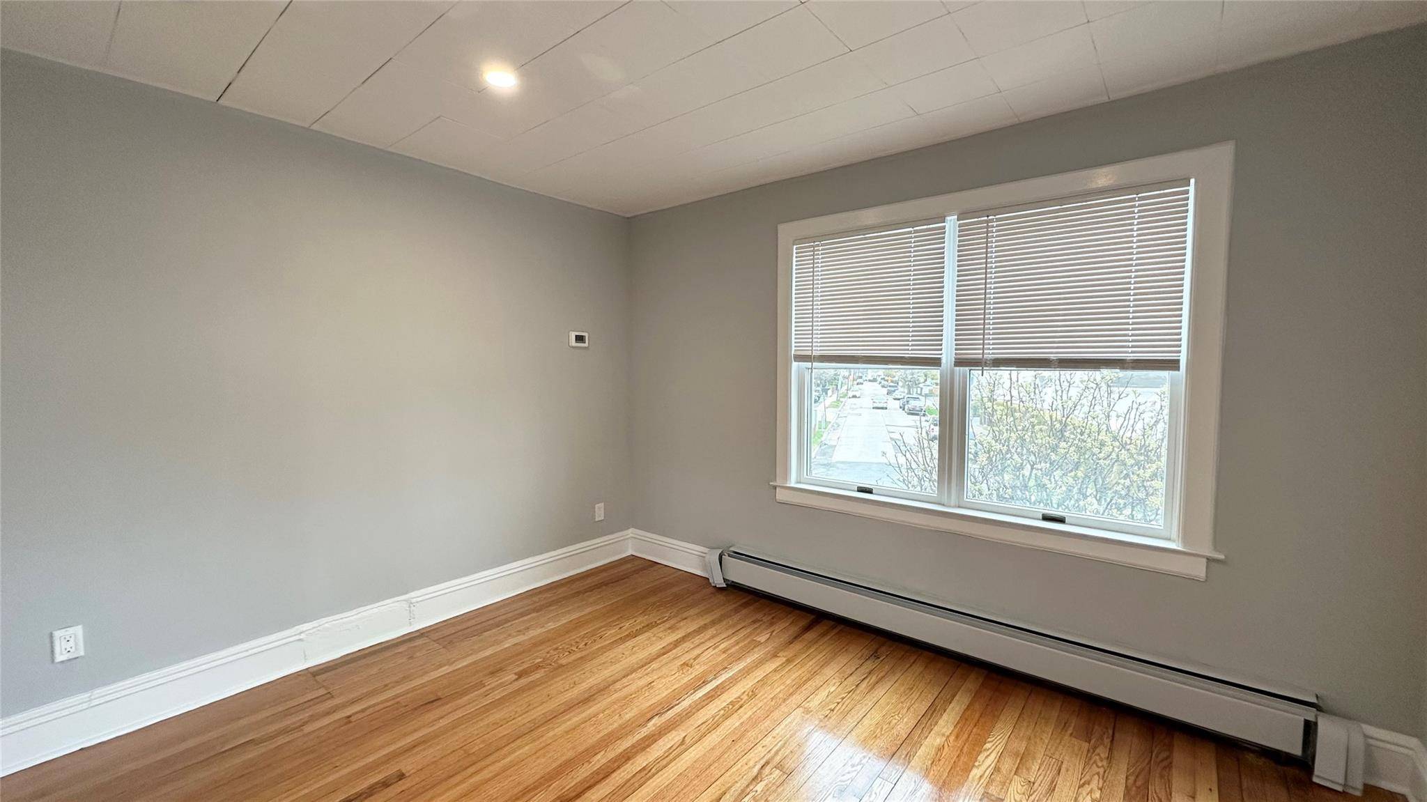 Oyster Bay, NY 11771,51 South ST #2