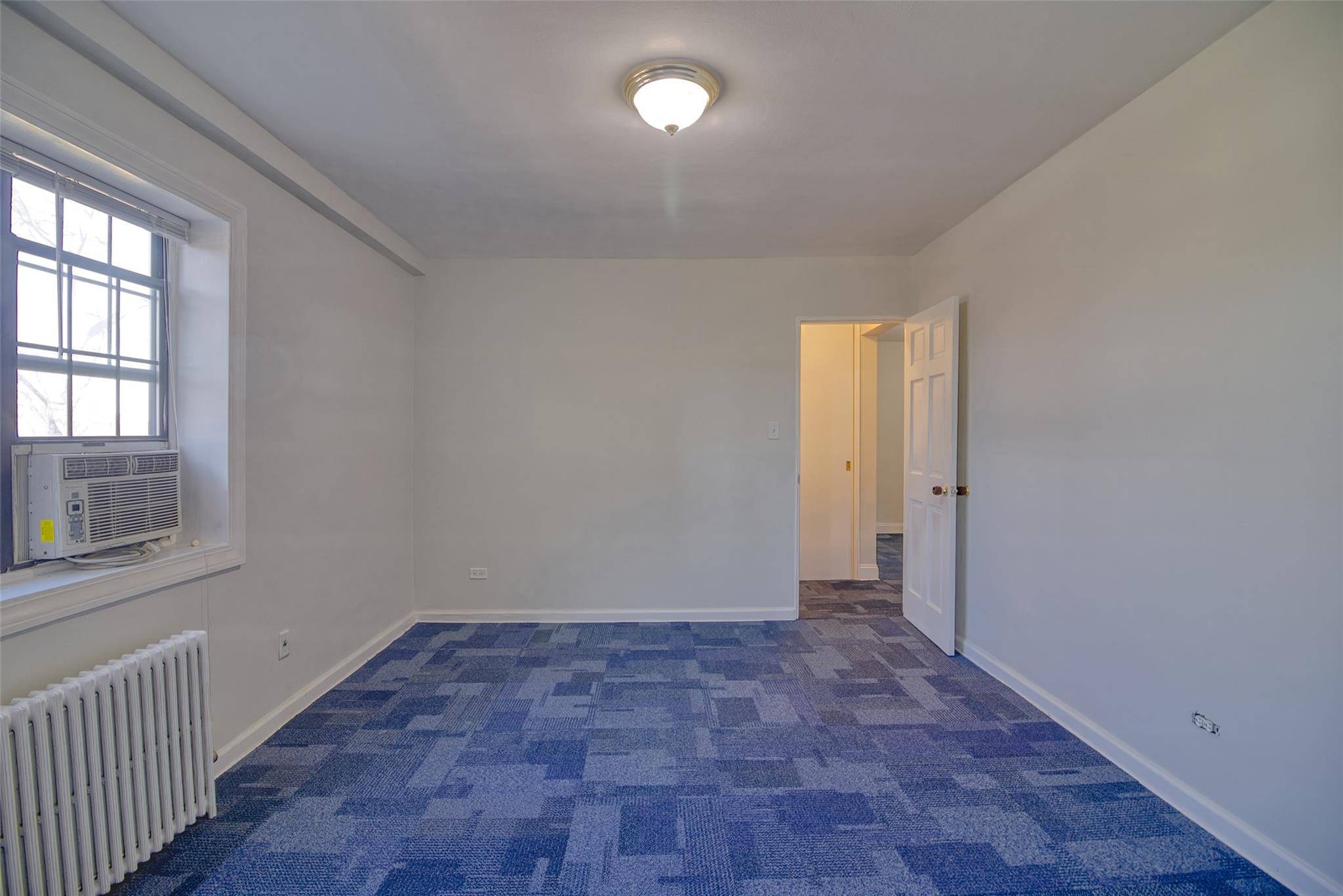 Kew Garden Hills, NY 11367,78-35 147th ST #2E
