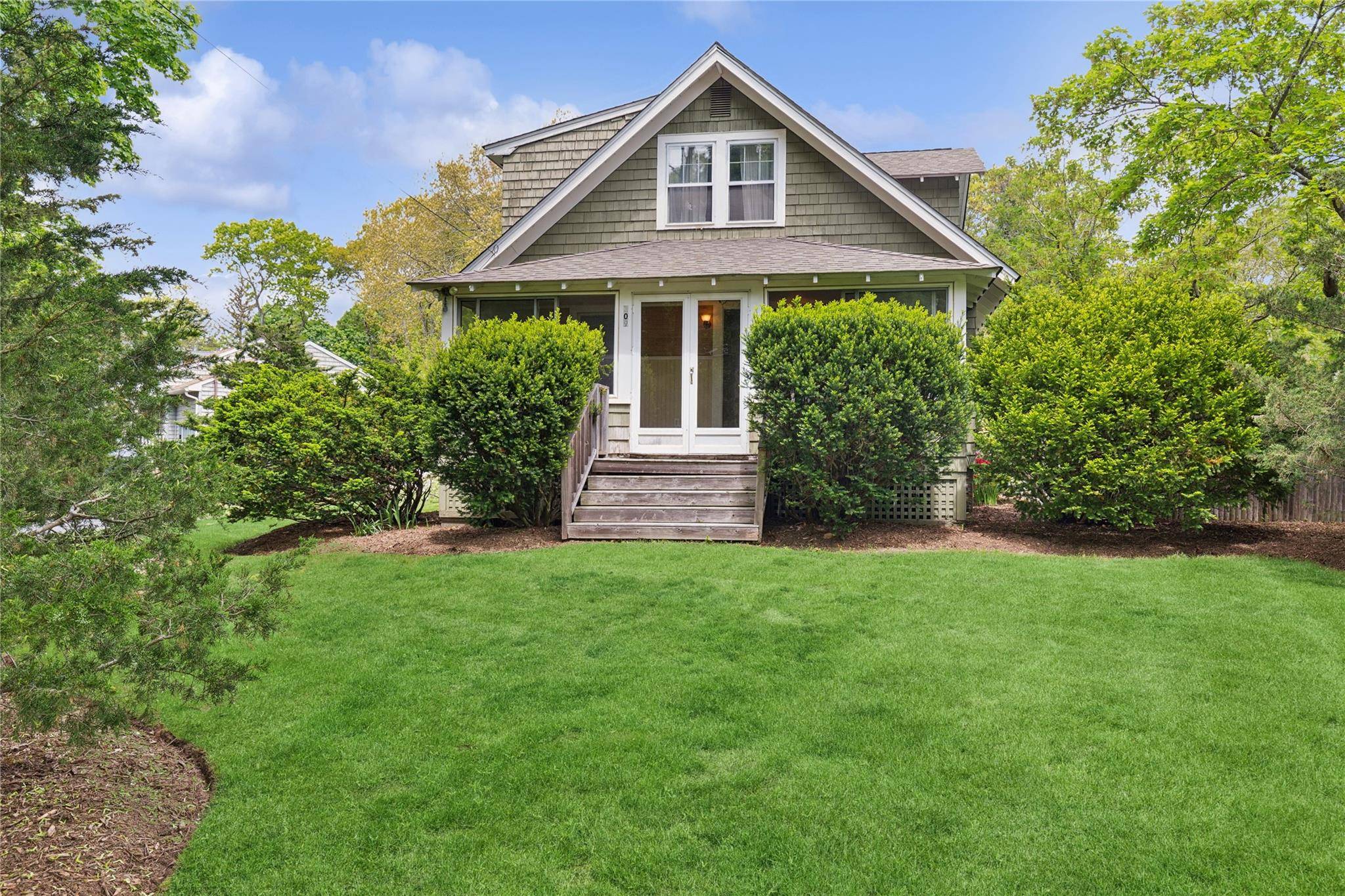 Aquebogue, NY 11931,309 Church LN