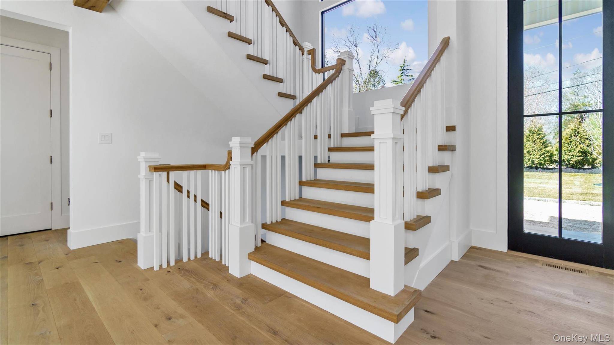 East Hampton, NY 11937,4 Dogwood DR