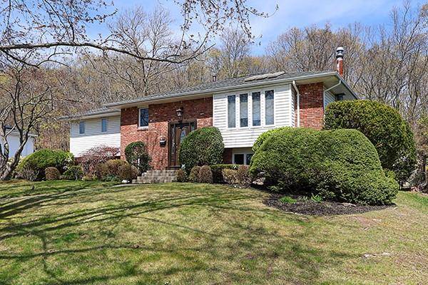 Dix Hills, NY 11746,80 Lauren AVE