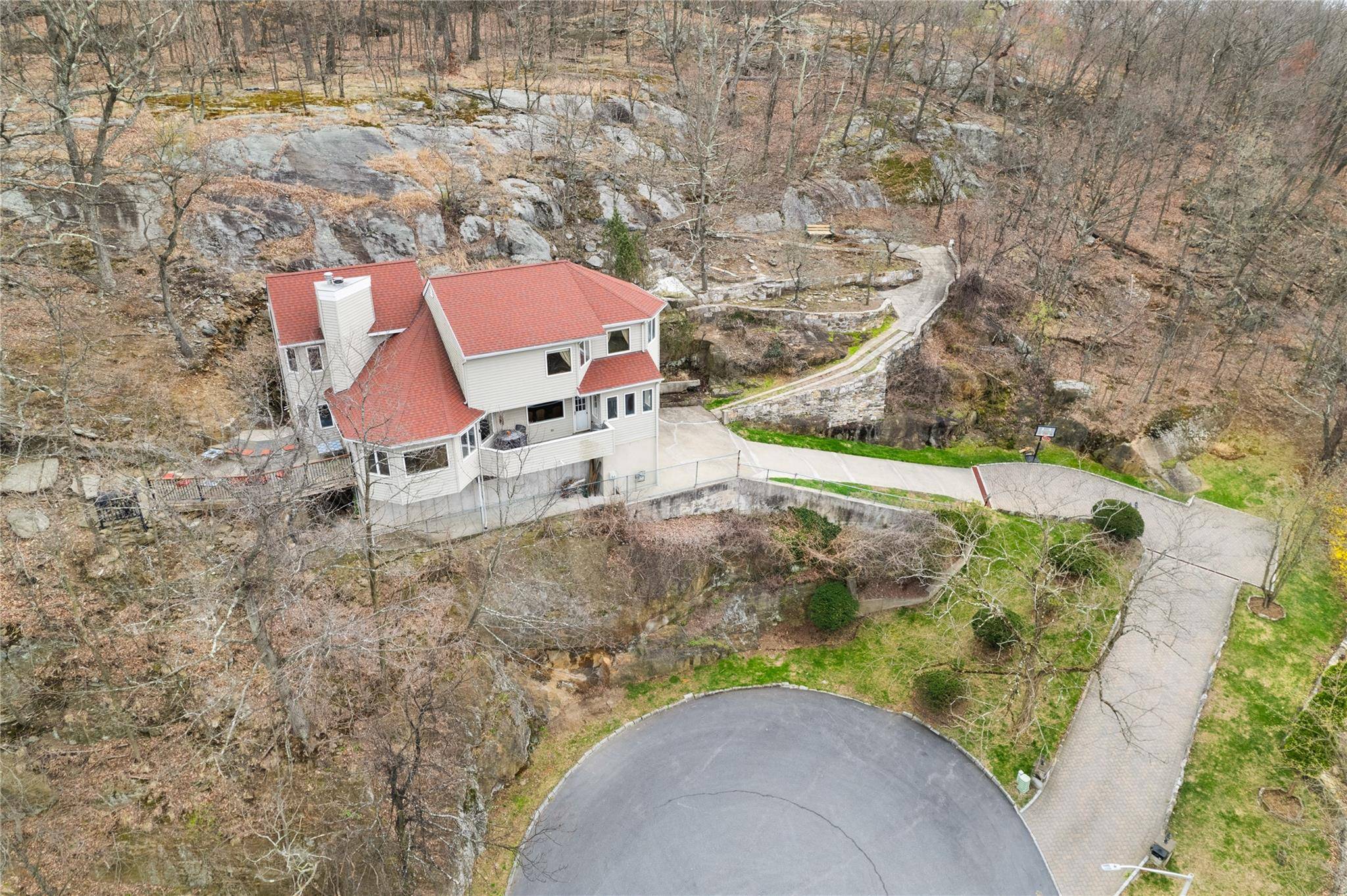 Hastings-on-hudson, NY 10706,134 Heath PL
