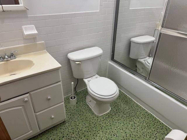 Sunnyside, NY 11377,45-48 47th ST #2C