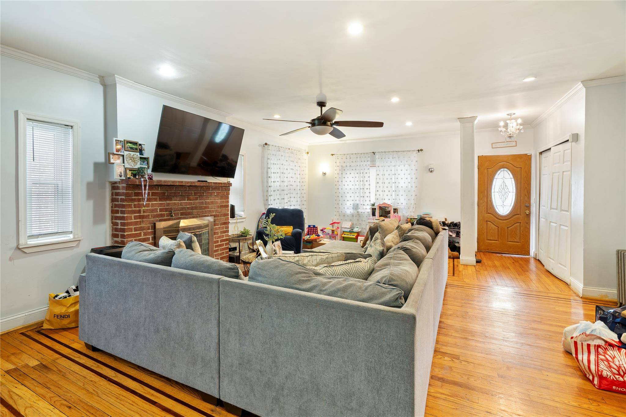 Laurelton, NY 11413,131-45 227th ST