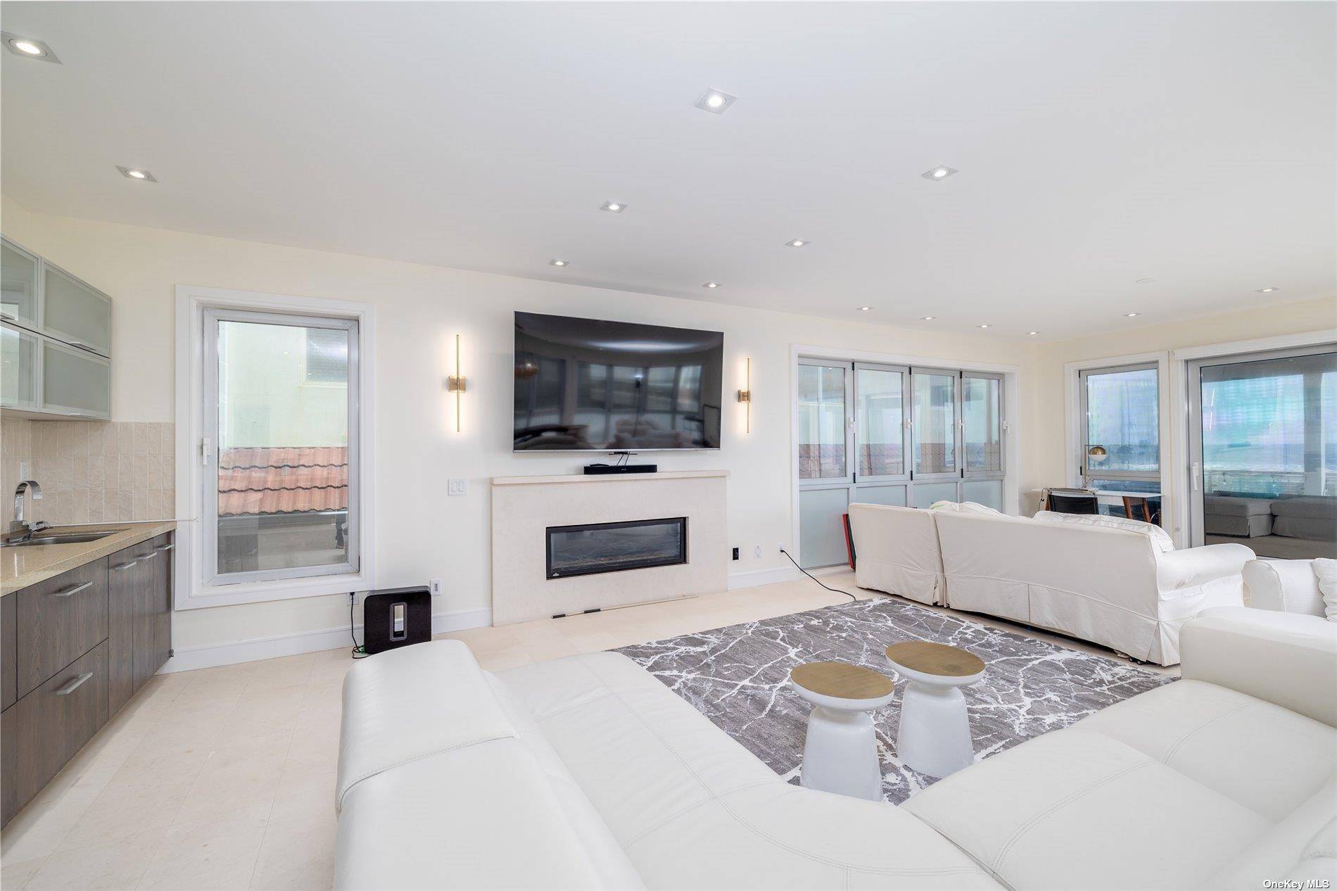 Long Beach, NY 11561,470 Oceanfront