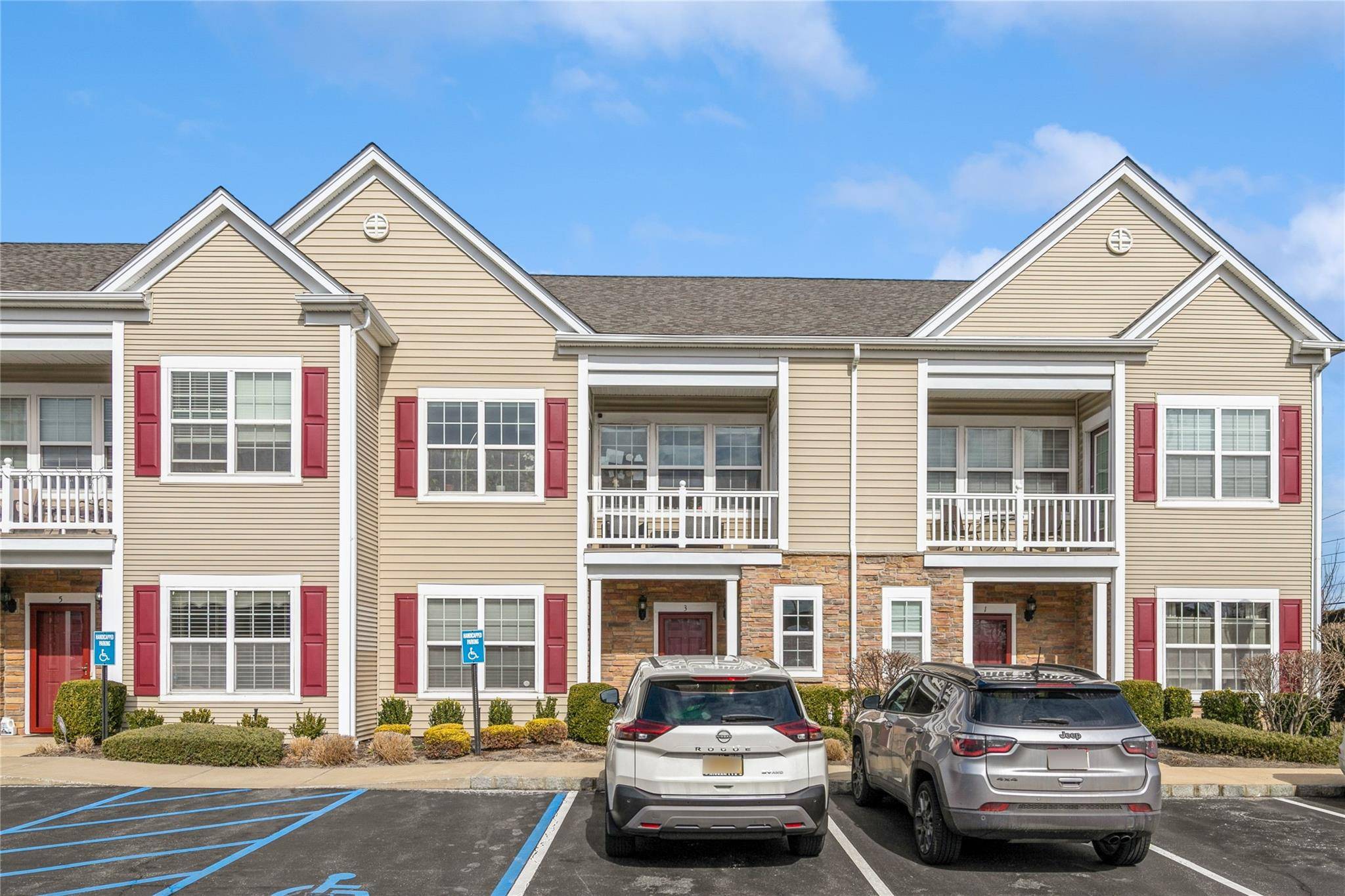 Oceanside, NY 11572,4 Wexford LN