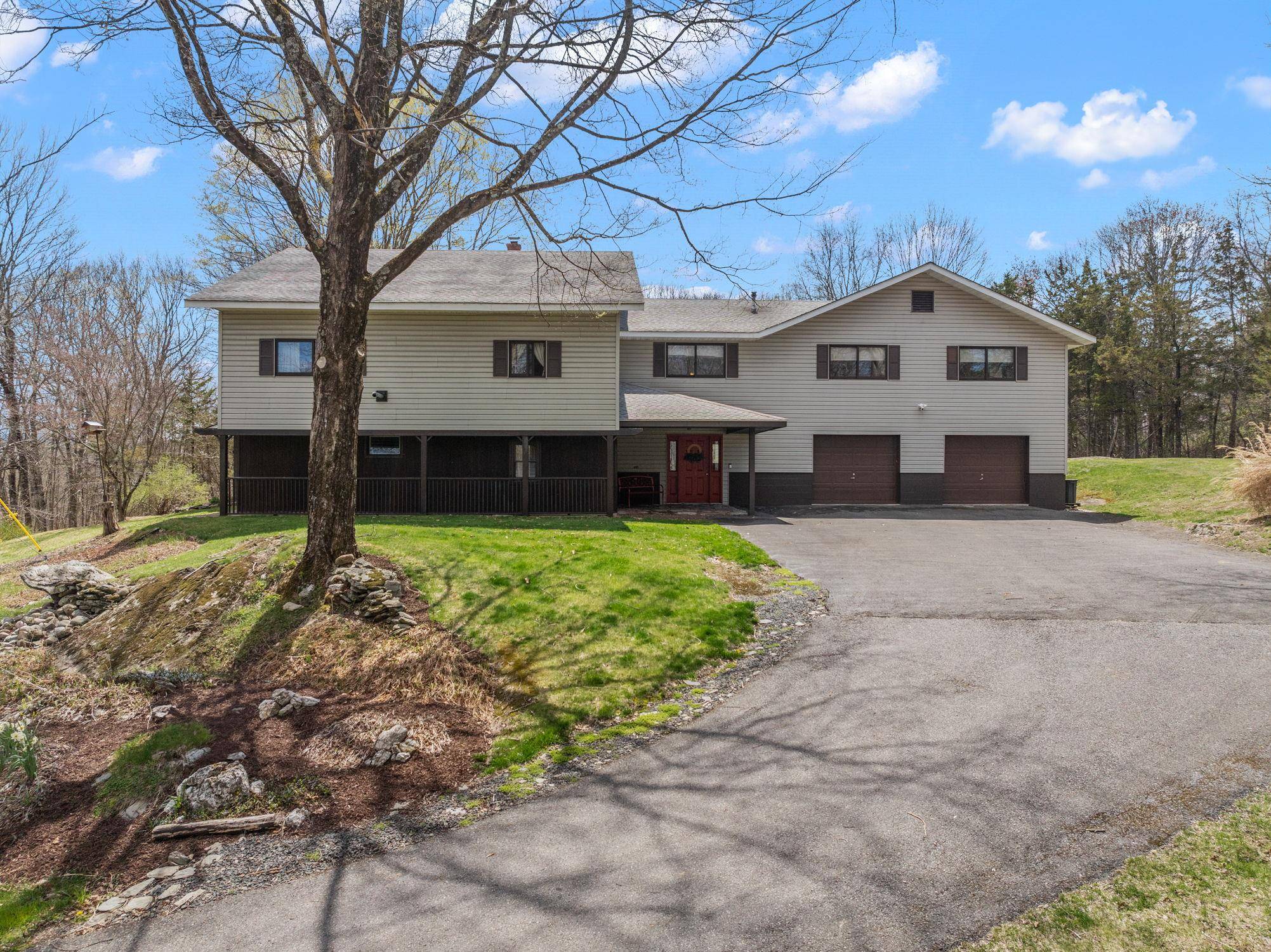 Red Hook, NY 12571,93 Milan Hill RD