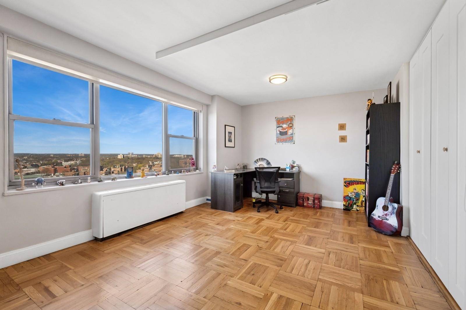 Kew Gardens, NY 11415,125-10 Queens BLVD #1805