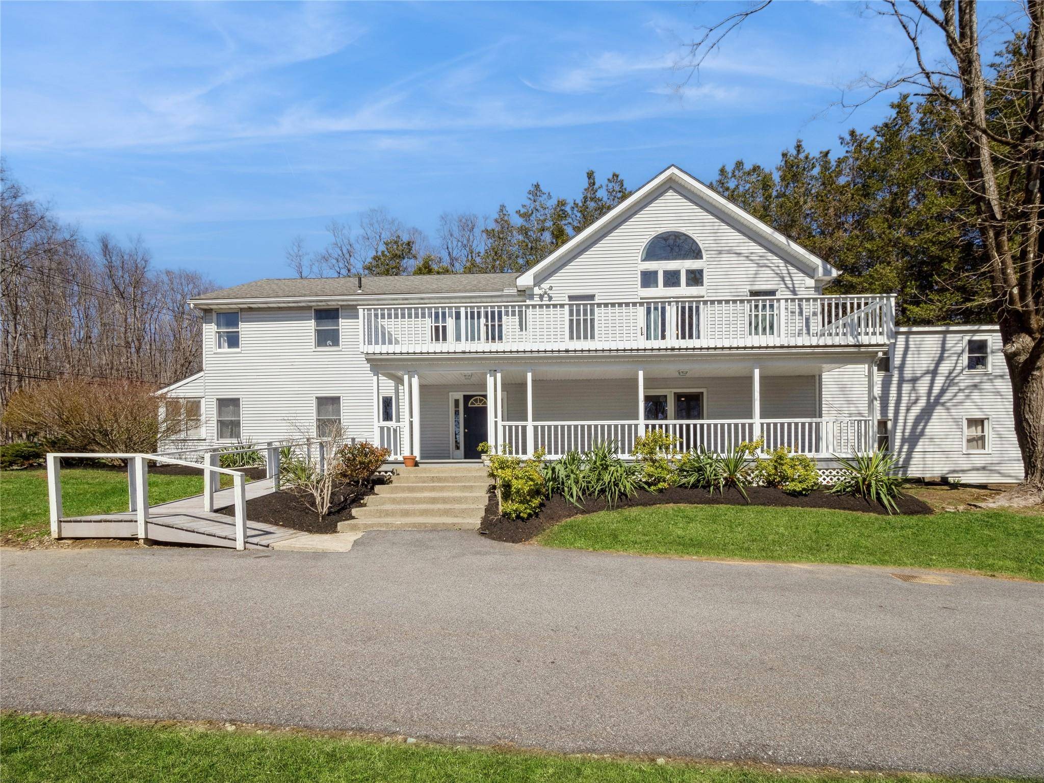 Carmel, NY 10512,324 Fair ST
