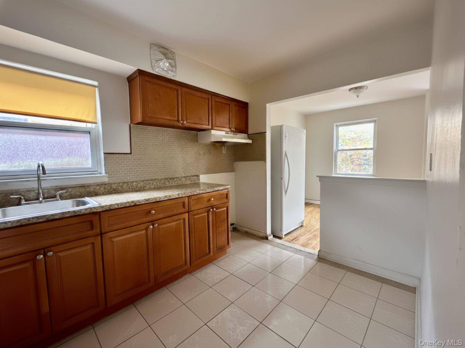 Woodside, NY 11377,42-23 68 ST