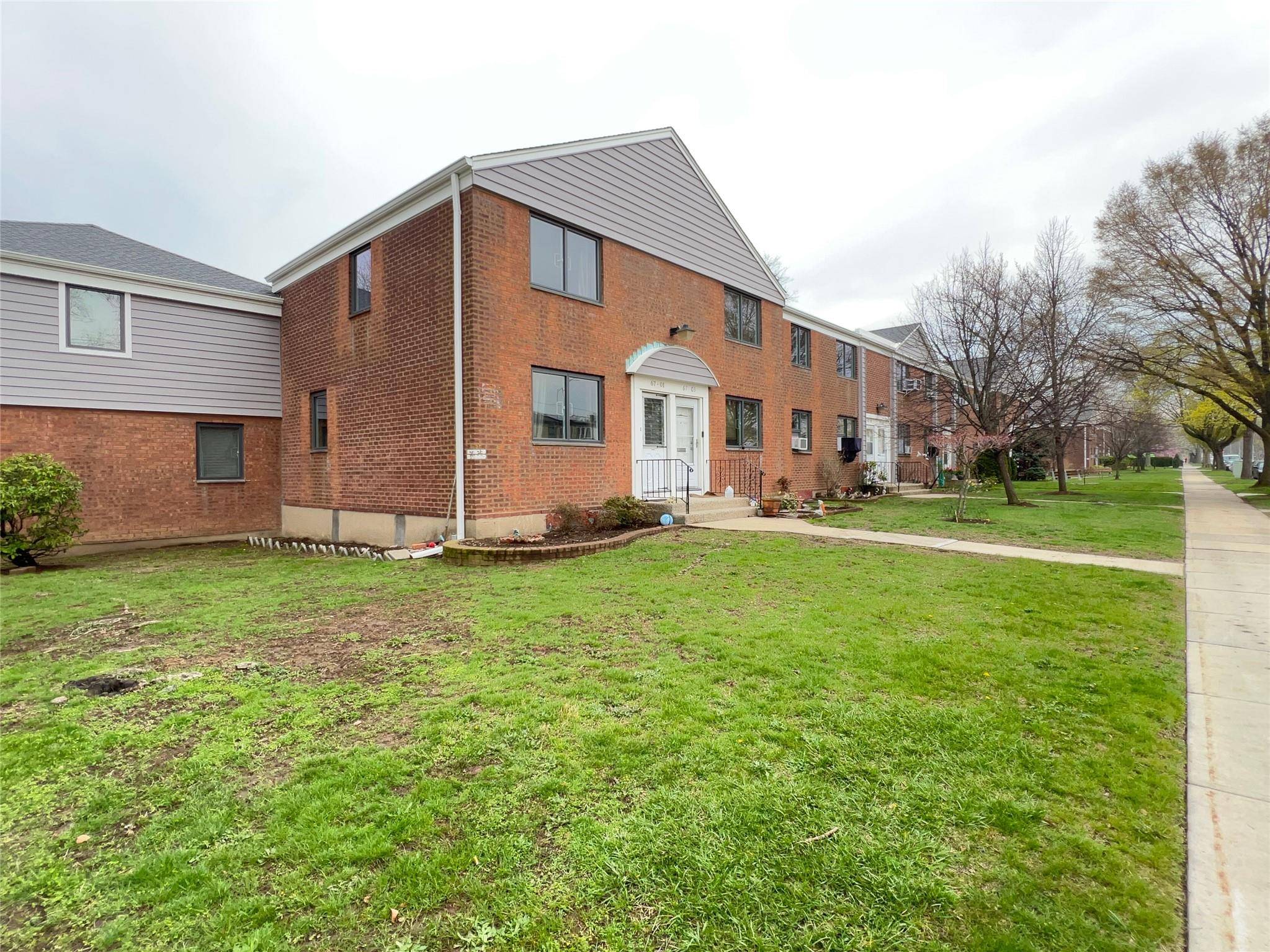Bayside, NY 11364,67-01 Bell BLVD #DUPLE