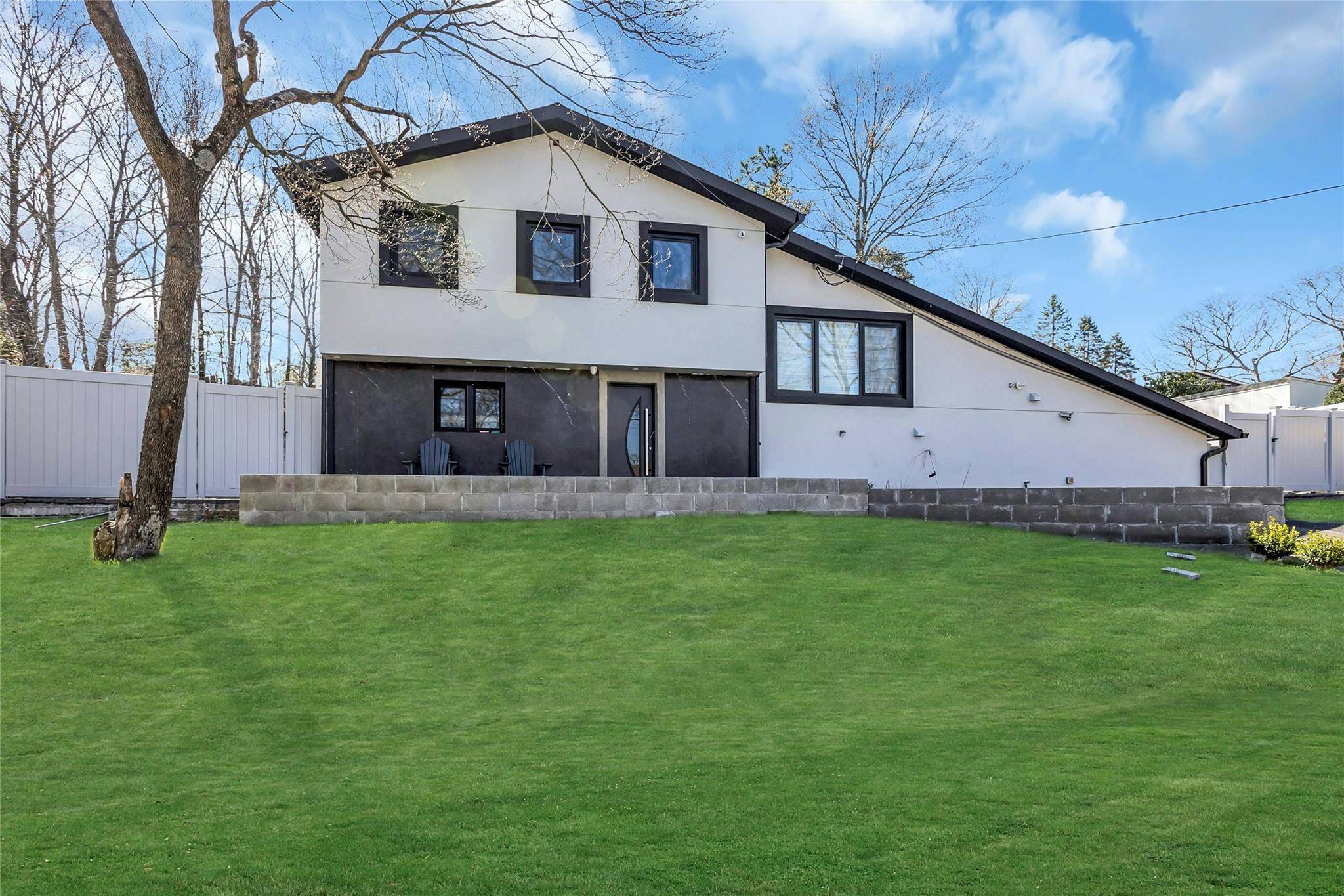 Hauppauge, NY 11788,37 Carldon LN