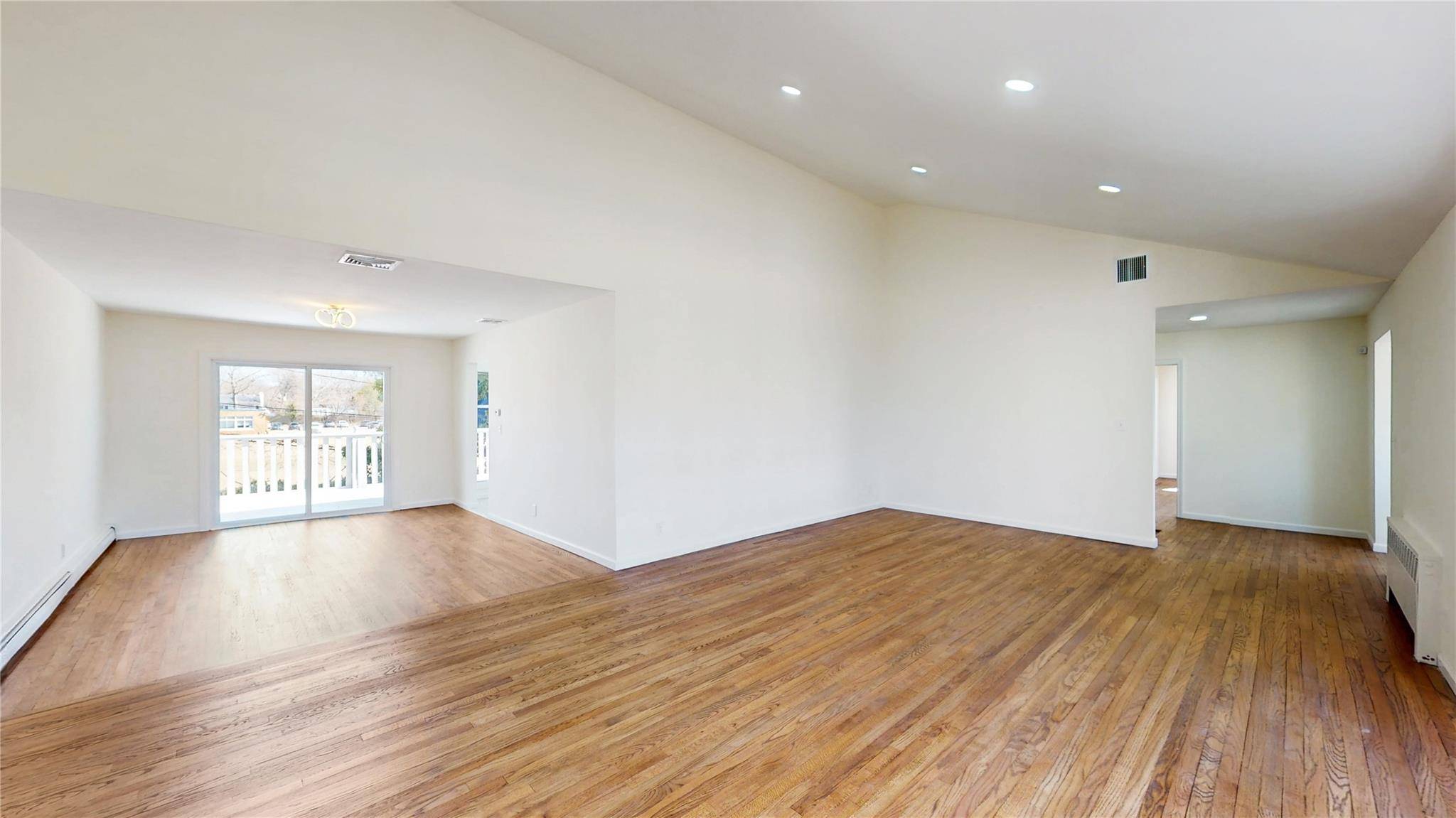 North Woodmere, NY 11581,874 Woodmere DR