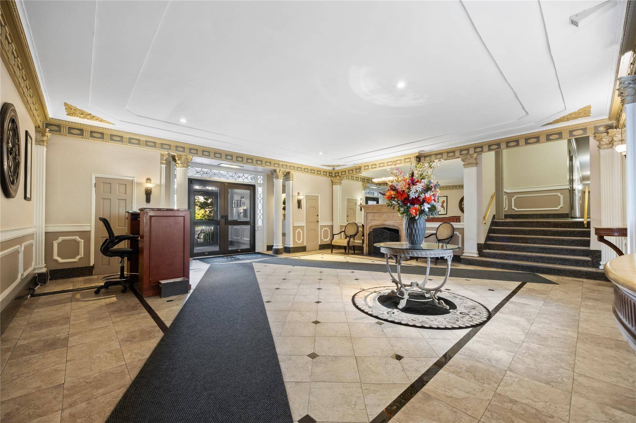 Forest Hills, NY 11375,111-14 76th AVE #114