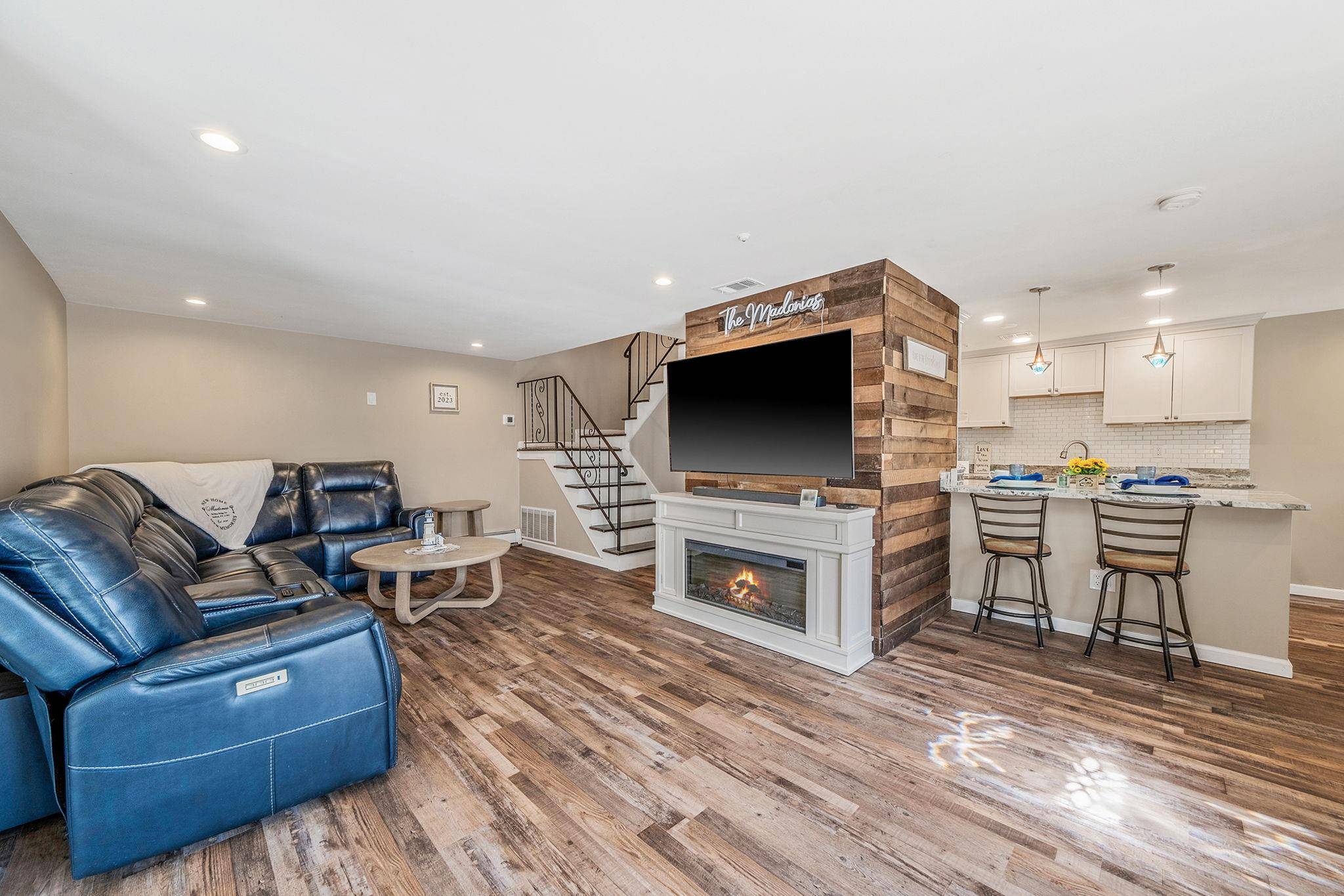 Medford, NY 11763,596 Blue Ridge DR